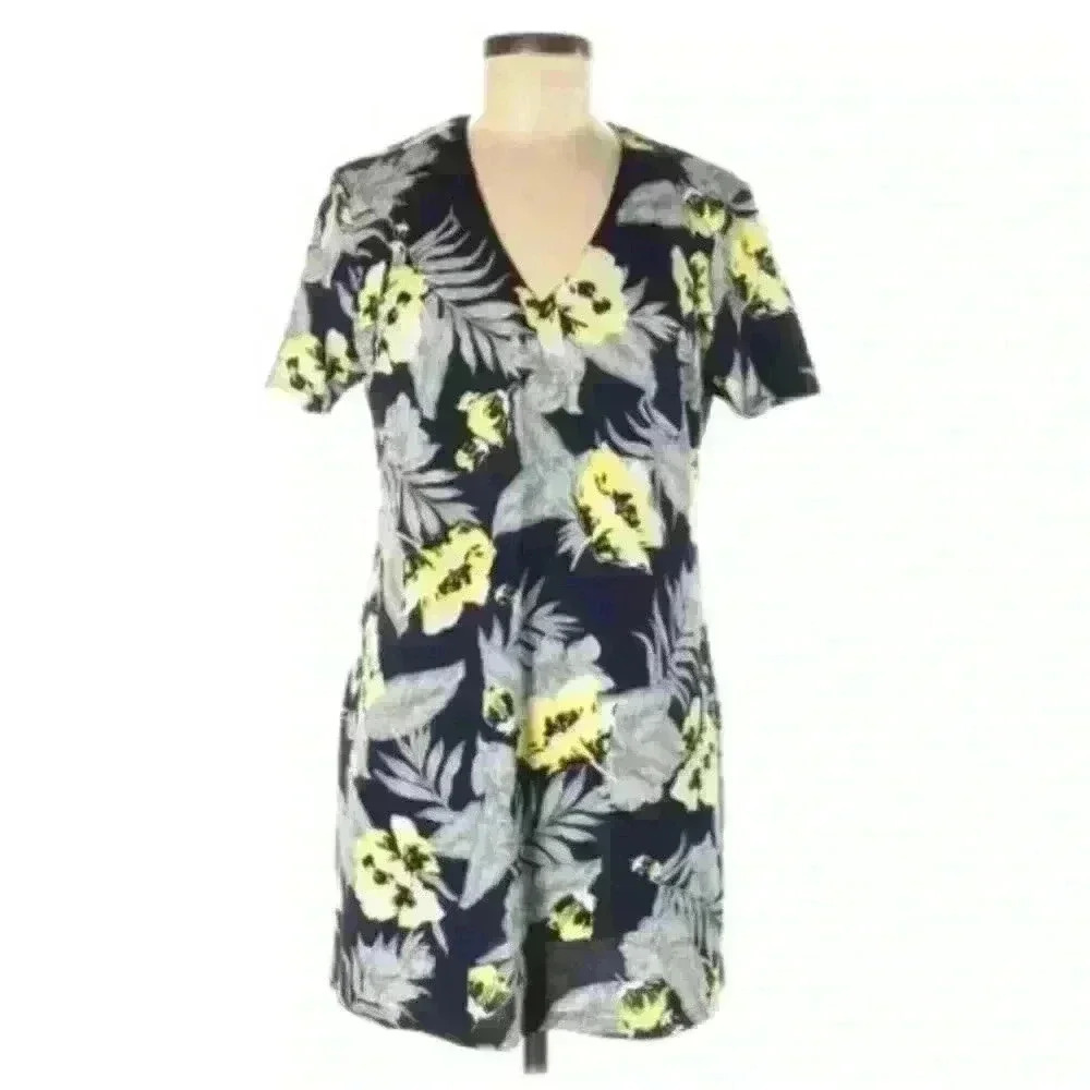 Sans Souci tropical dress size medium